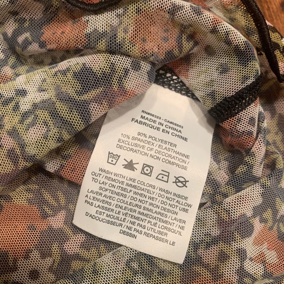 Vintage floral Nike blouse - Picture 3 of 7